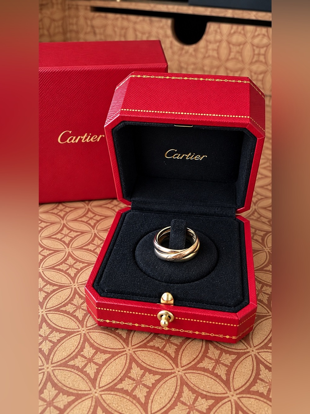 Authentic Cartier Trinity / Trinity de Cartier Ring – 18K Tri-Color Gold